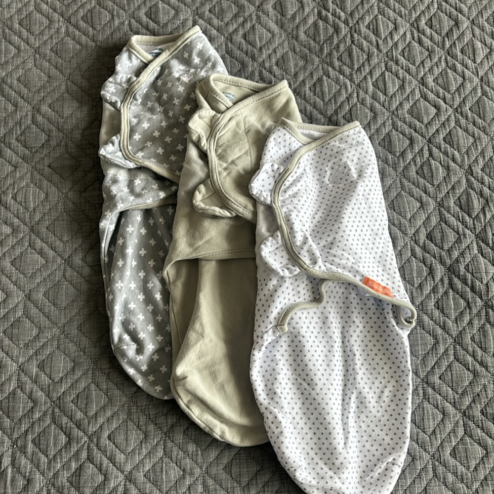 SwaddleMe swaddles